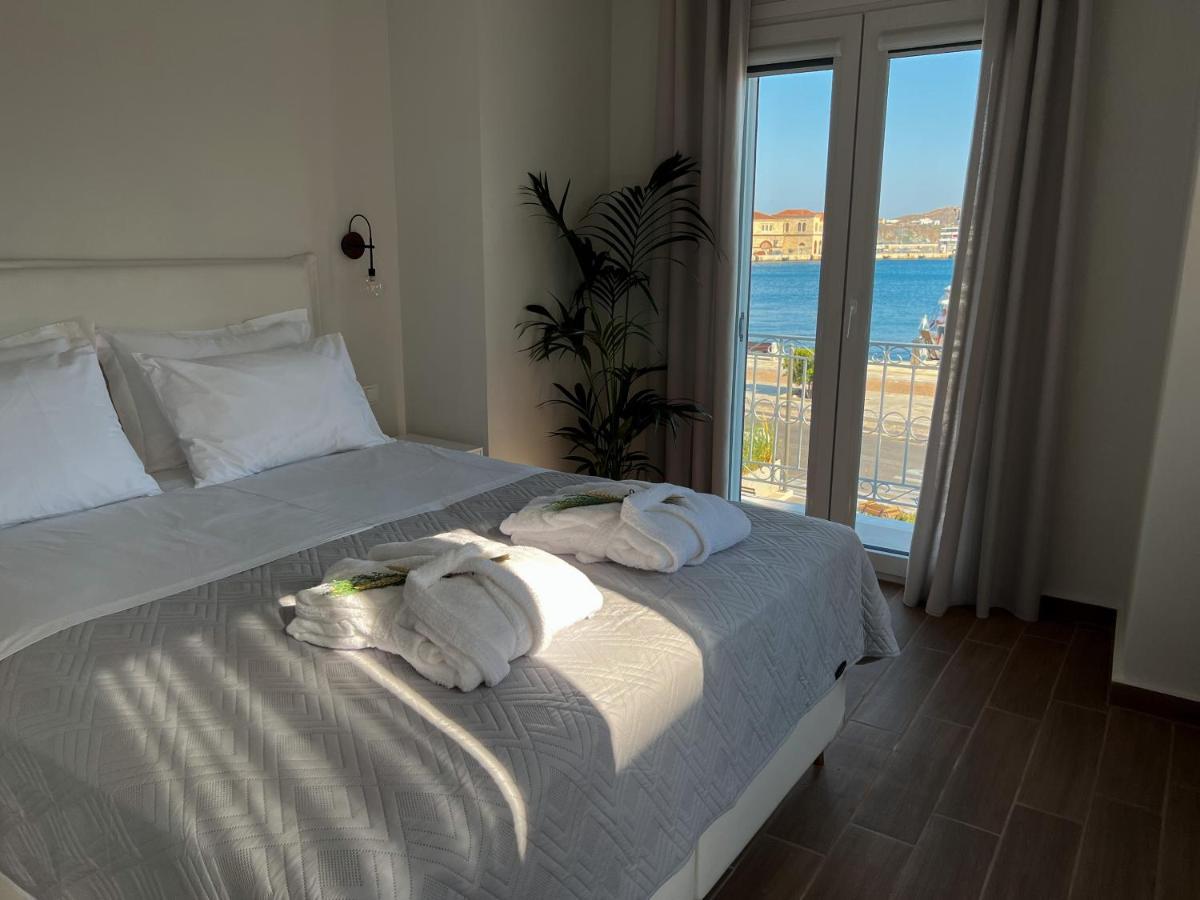 The Nook Suite Ermoupoli Exterior photo